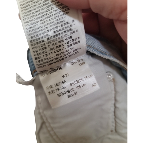 Levi's 501 Jean Shorts Light Wash Button Fly Cuttoff Distressed Rigid Denim 31 - Picture 9 of 10